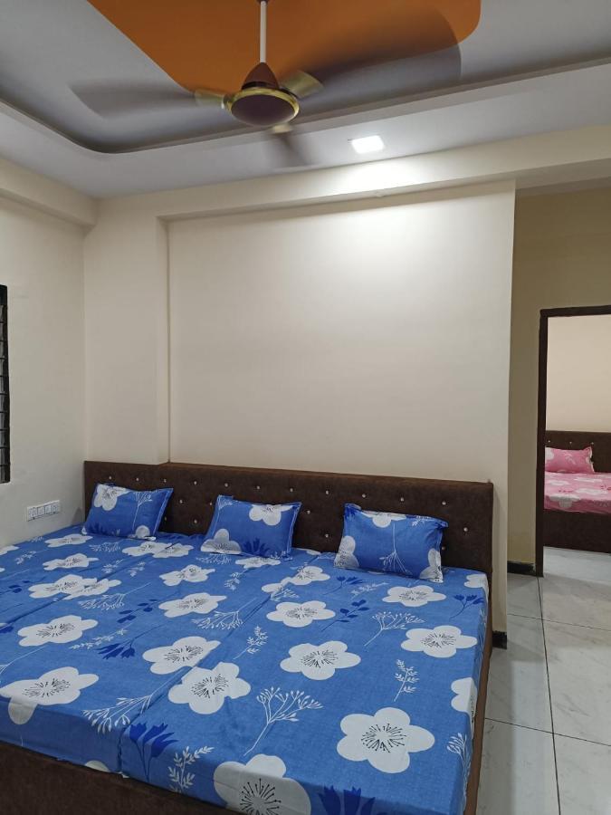 Hanumant Kripa Geust House Only For Family Ujjain Buitenkant foto